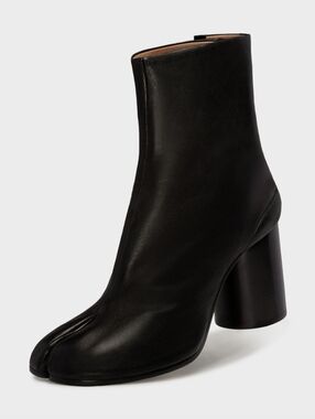 MAISON MARGIELA Tabi Split-Toe Full-Grain Leather Ankle Boots Nwt